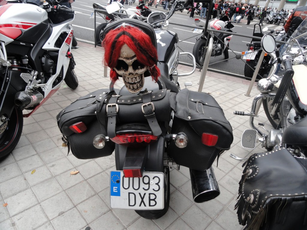 moto halloween